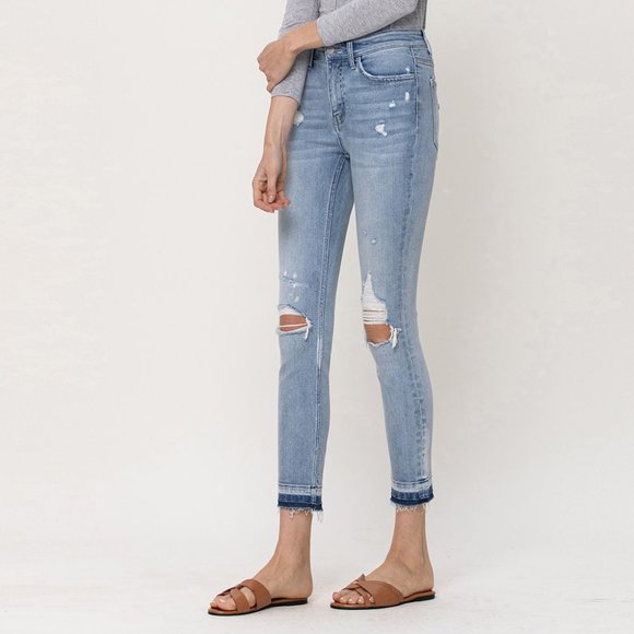 Flying Monkey NWT Mid Rise Distressed Crop Skinny Jeans in Beach House - Picture 5 of 7
